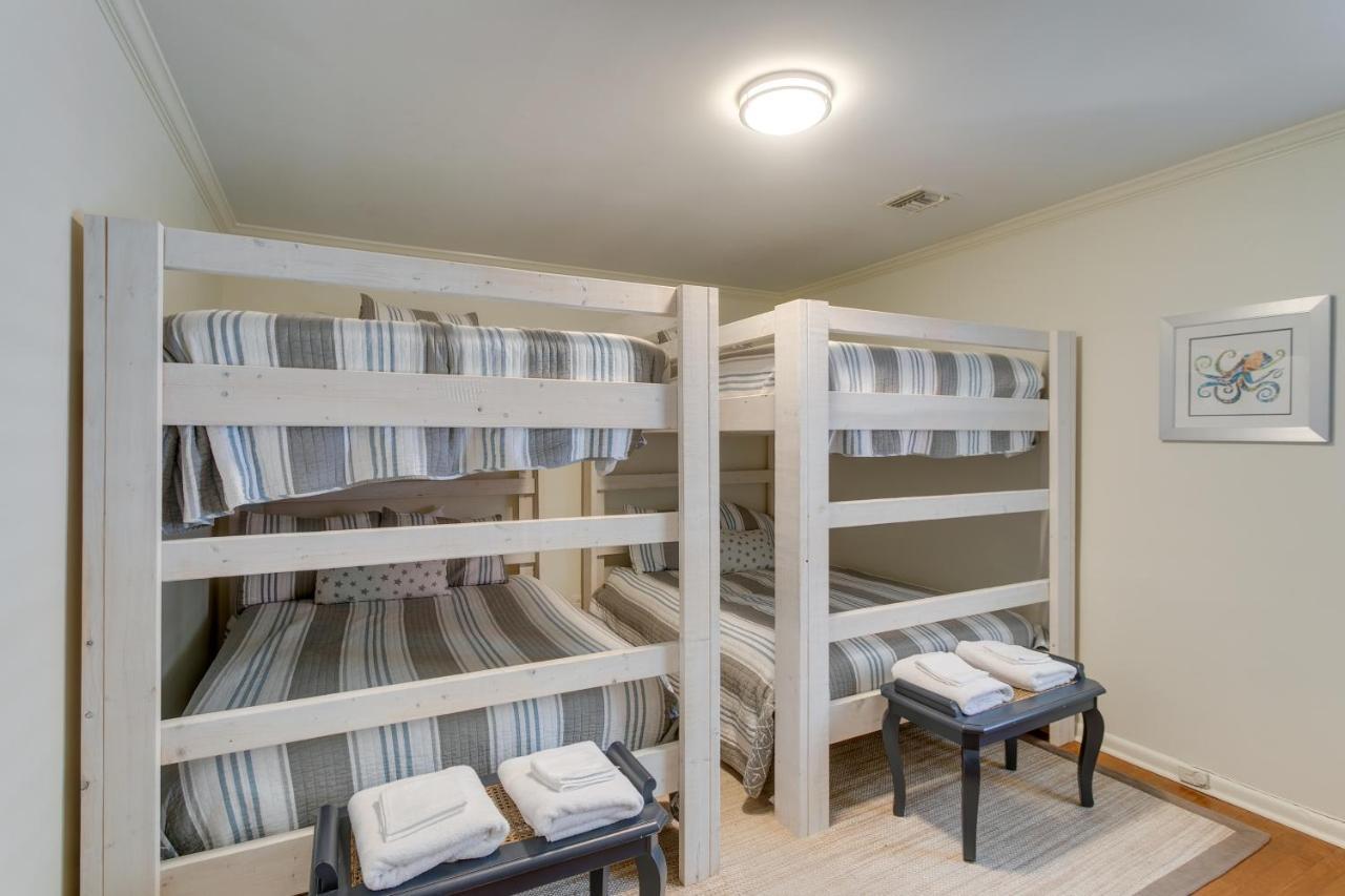 Spacious St Simons Island Vacation Rental With Pool! St. Simons Island 외부 사진