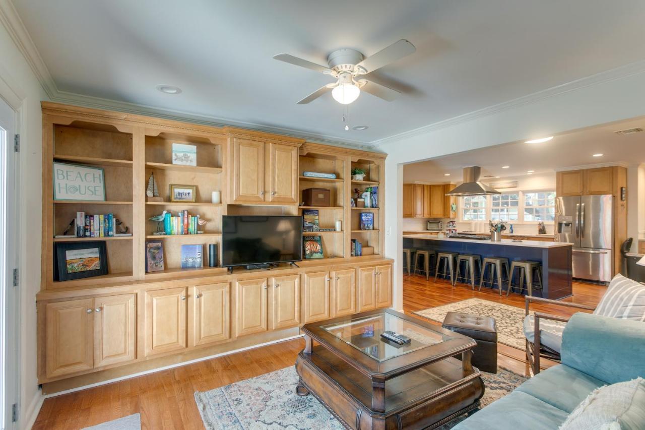 Spacious St Simons Island Vacation Rental With Pool! St. Simons Island 외부 사진