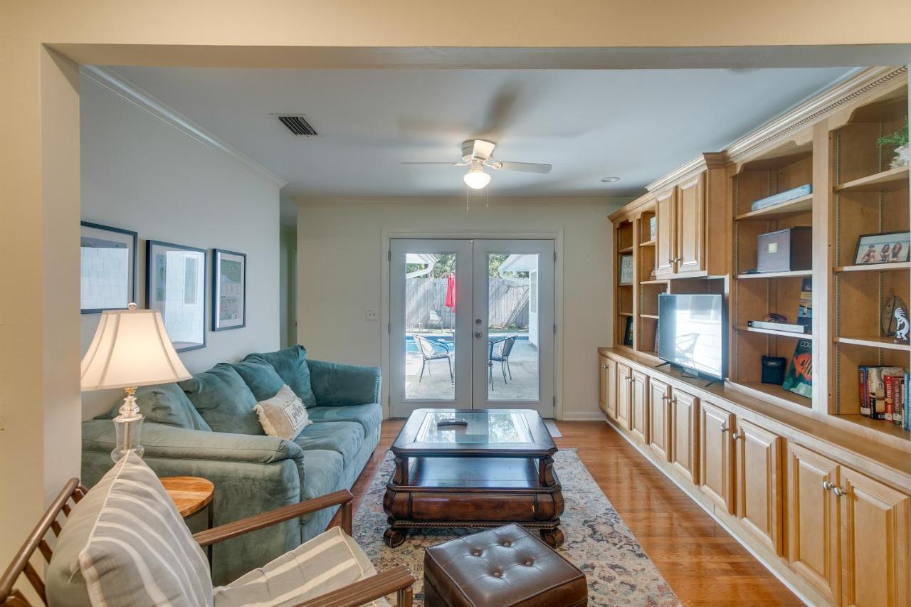Spacious St Simons Island Vacation Rental With Pool! St. Simons Island 외부 사진