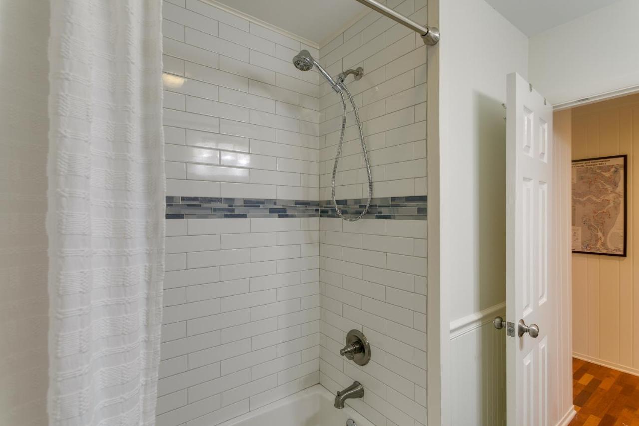 Spacious St Simons Island Vacation Rental With Pool! St. Simons Island 외부 사진