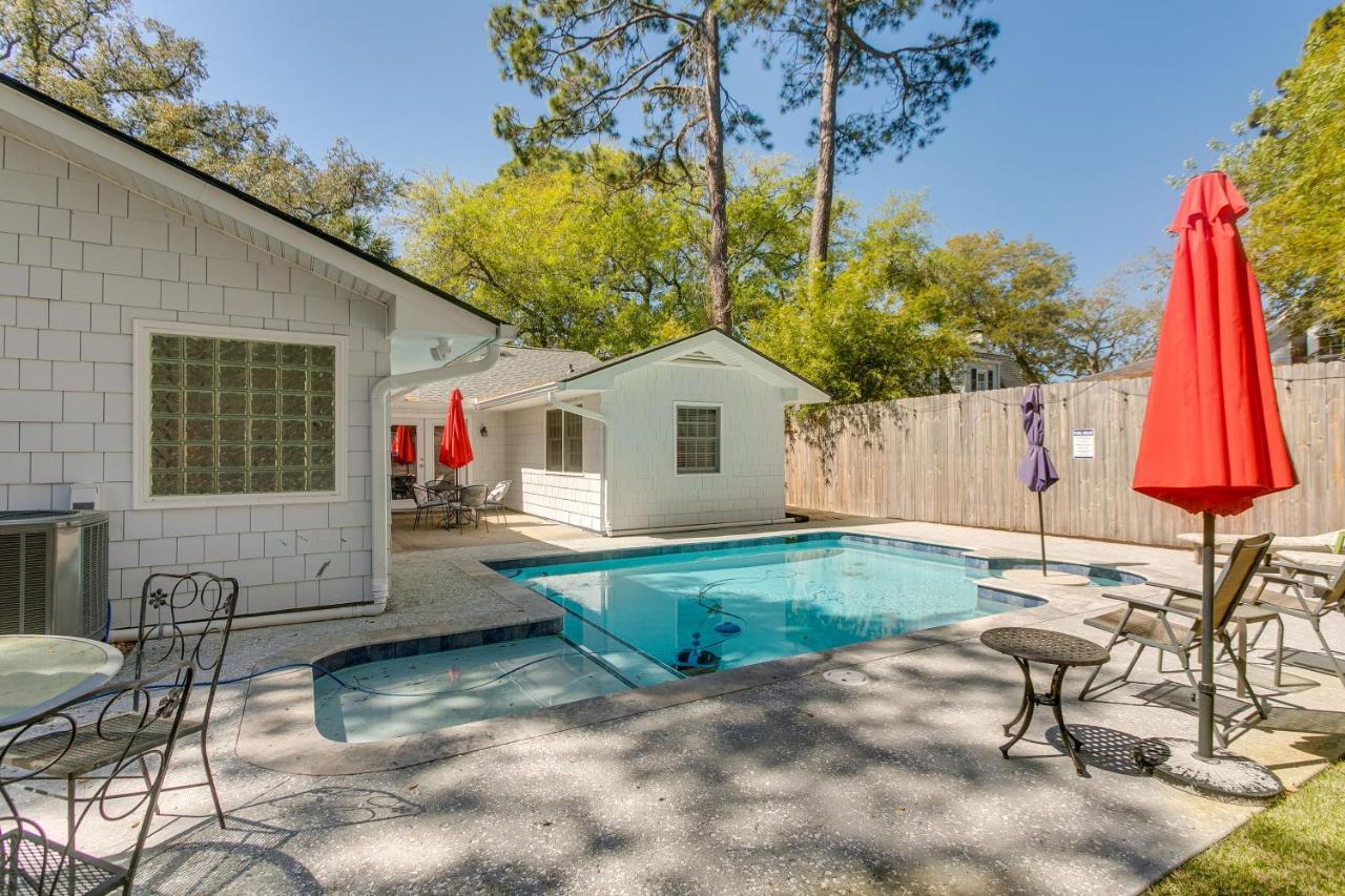 Spacious St Simons Island Vacation Rental With Pool! St. Simons Island 외부 사진